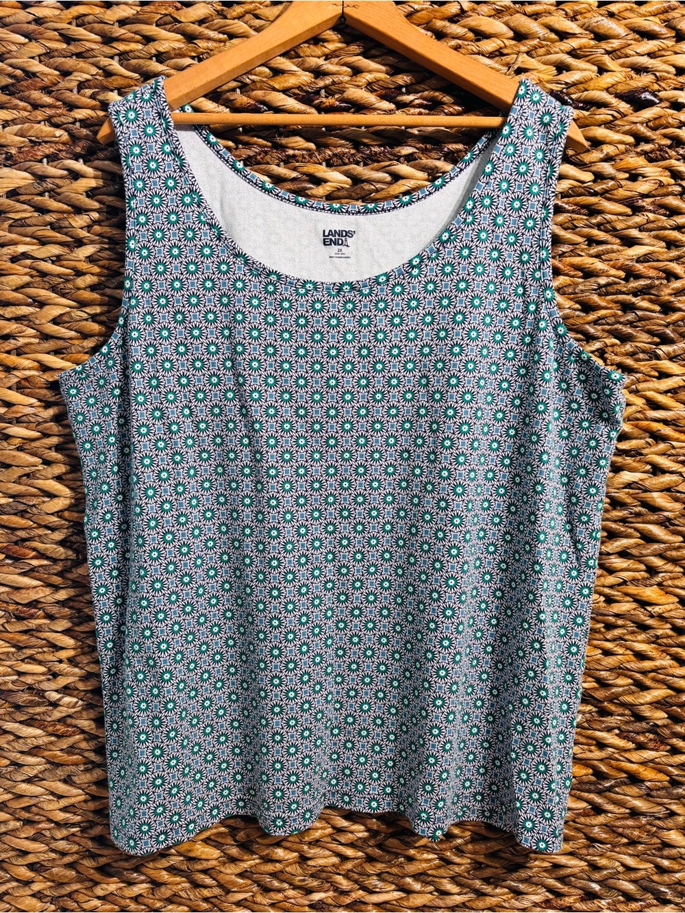 Lands' End Women's Teal and White Floral Geometric Tank